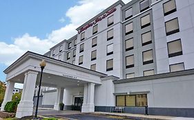 Hampton Inn & Suites Newark Harrison Riverwalk